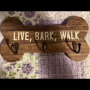 Live Bark Walk Wall Hook